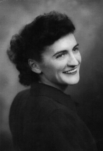 Evelyn E. Hammond (nee Day)