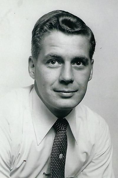 Robert R.  Hartmann